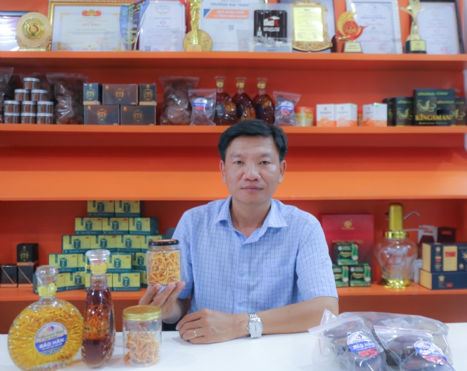 Mua trà đông trùng hạ thảo khô ở đâu thì chất lượng?