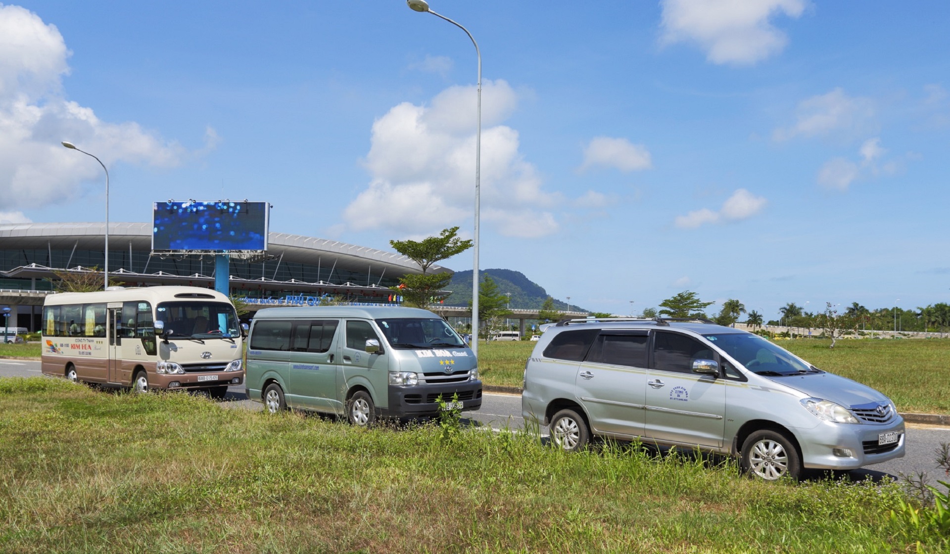 Xe đưa đón sân bay