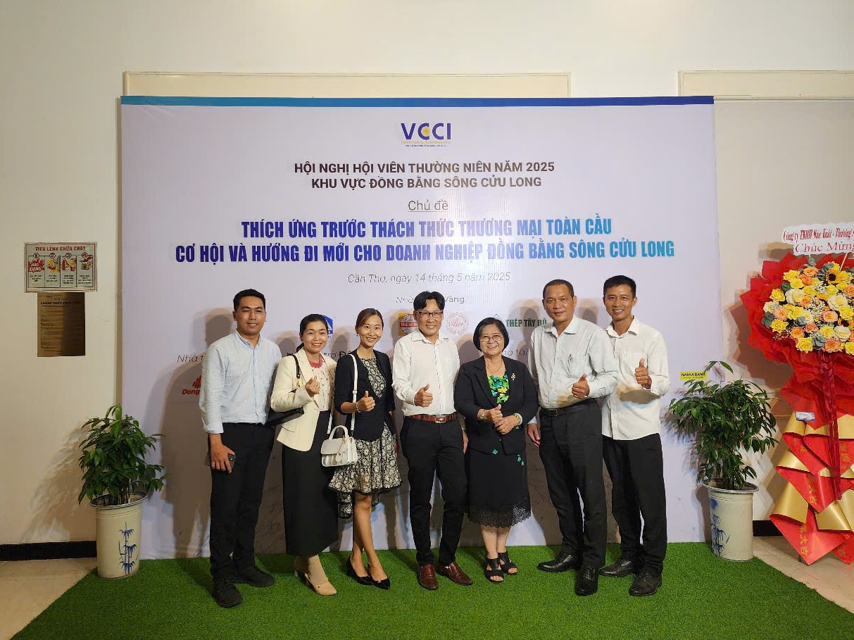  Đoàn Hiệp hội Doanh nghiệp tỉnh Kiên Giang checkin tham dự sự kiện