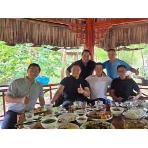 Hướng tới hợp tác bền vững
