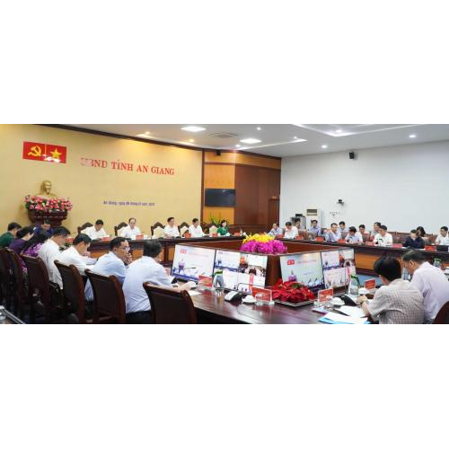 An Giang tăng cường đối thoại, đồng hành cùng doanh nghiệp
